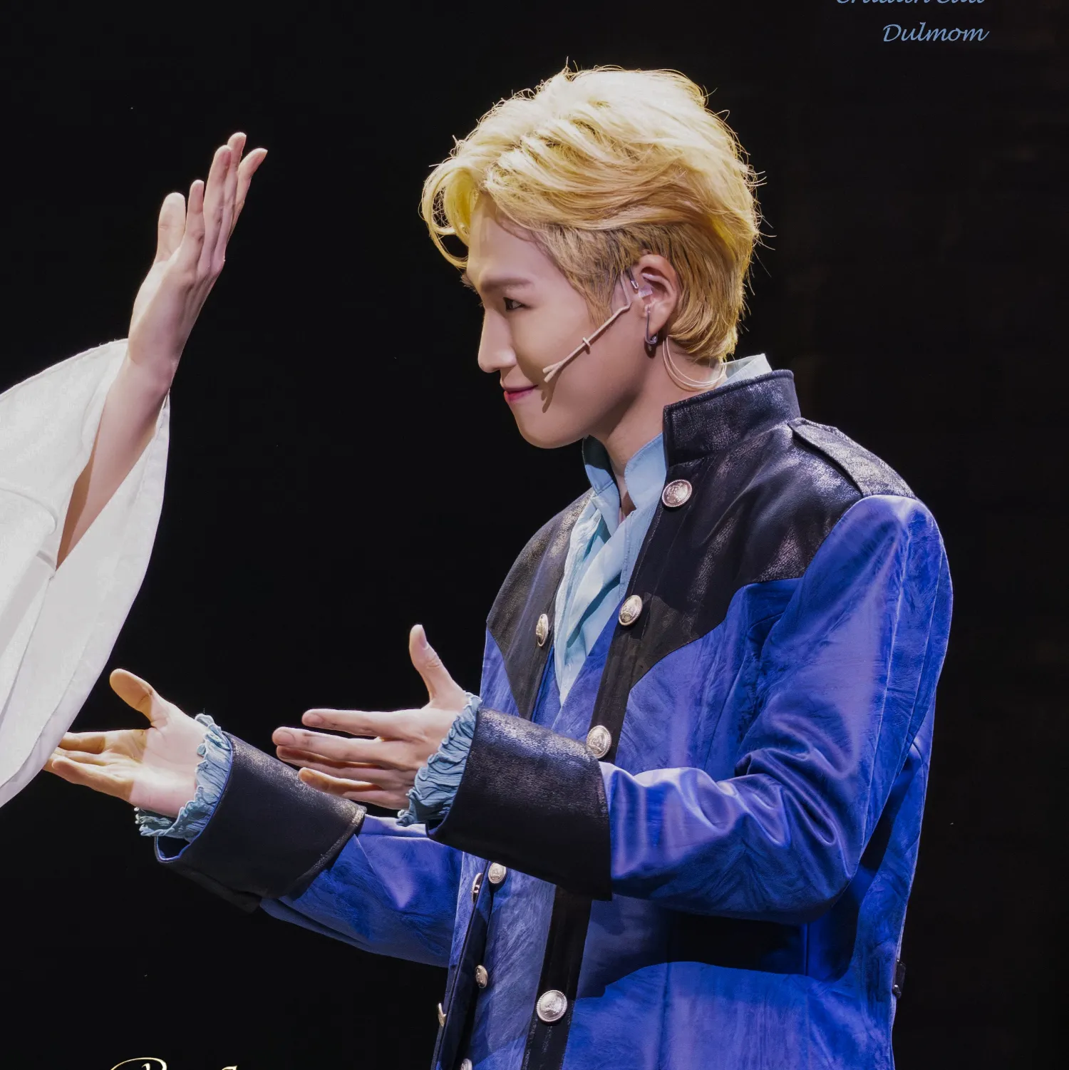 Cuplikan di balik layar dari Kim Heejae