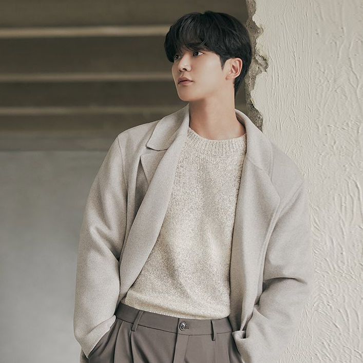 Foto kegiatan terbaru dari Rowoon