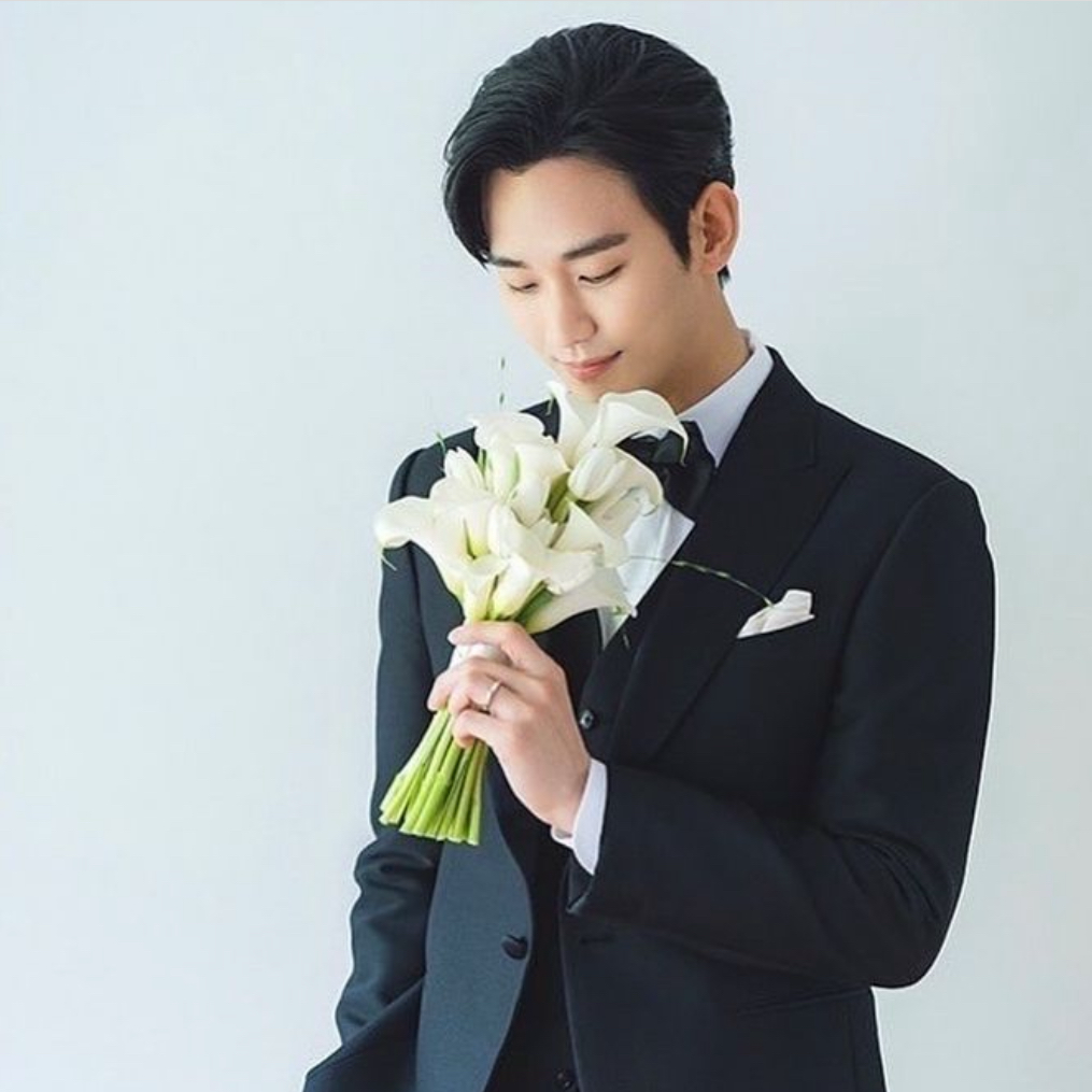 A moment captured by a fan of Kim Soohyun