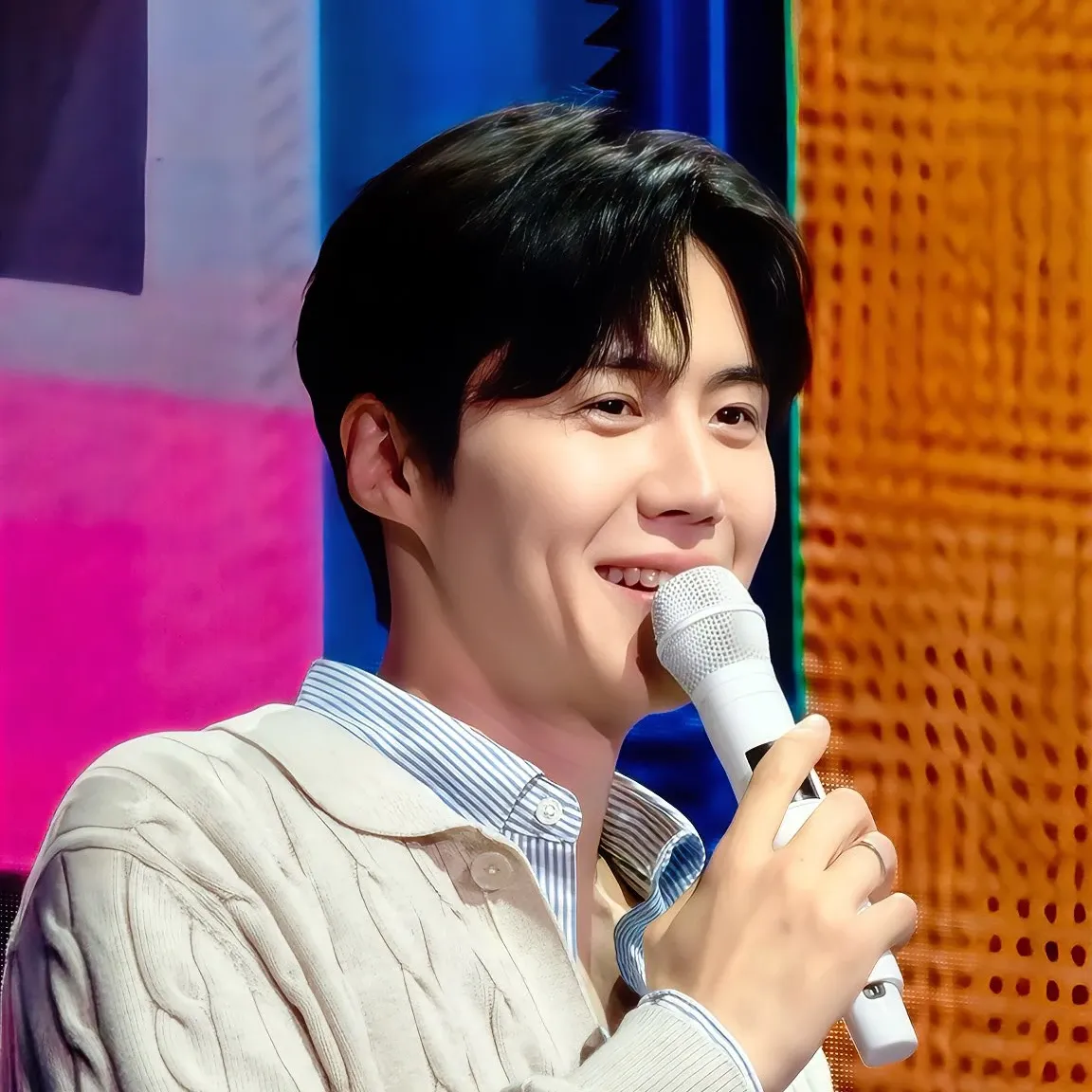 Foto kegiatan terbaru dari Kim Seonho