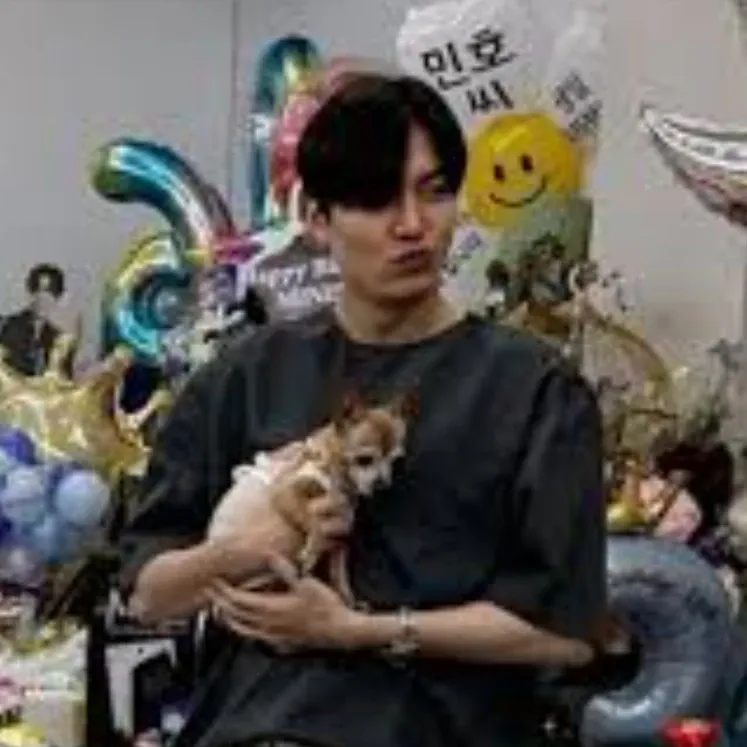 Behind-the-scenes cut of Lee Minho
