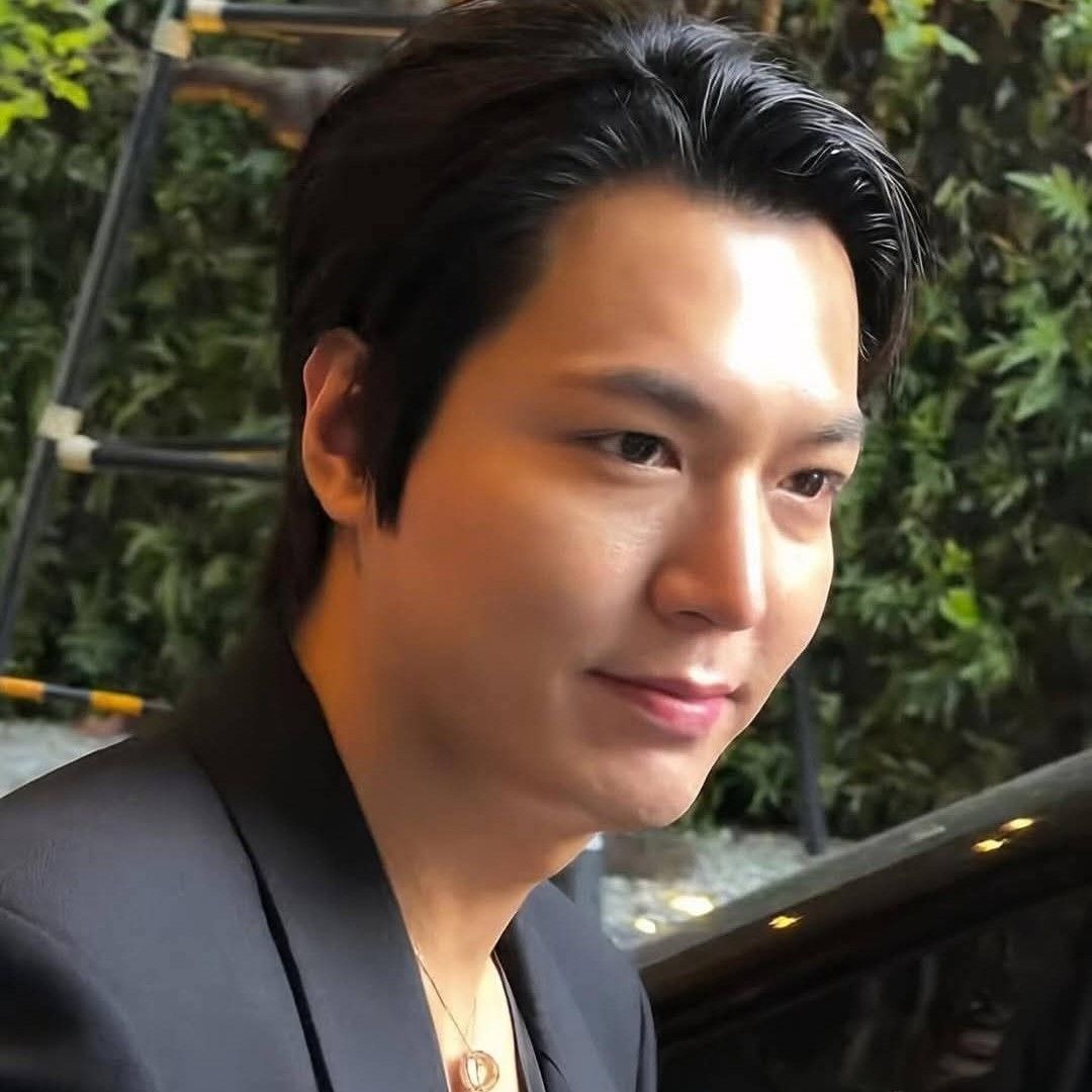 Behind-the-scenes cut of Lee Minho