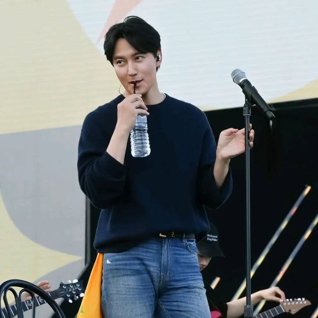 Behind-the-scenes cut of Kim Namgil