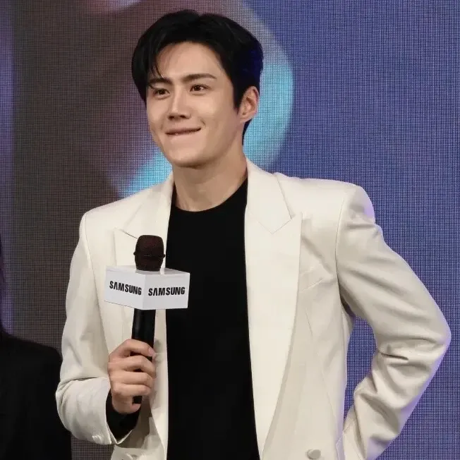 A moment captured by a fan of Kim Seonho