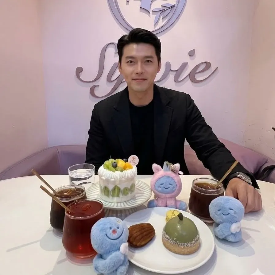 Cuplikan di balik layar dari Hyun Bin