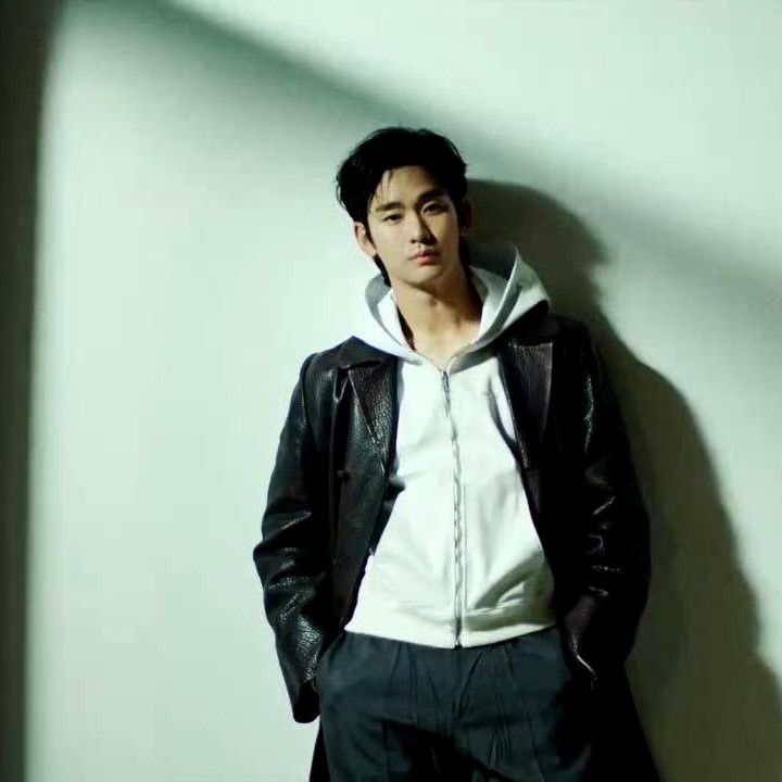 キム・スヒョンの最近の活動ショット