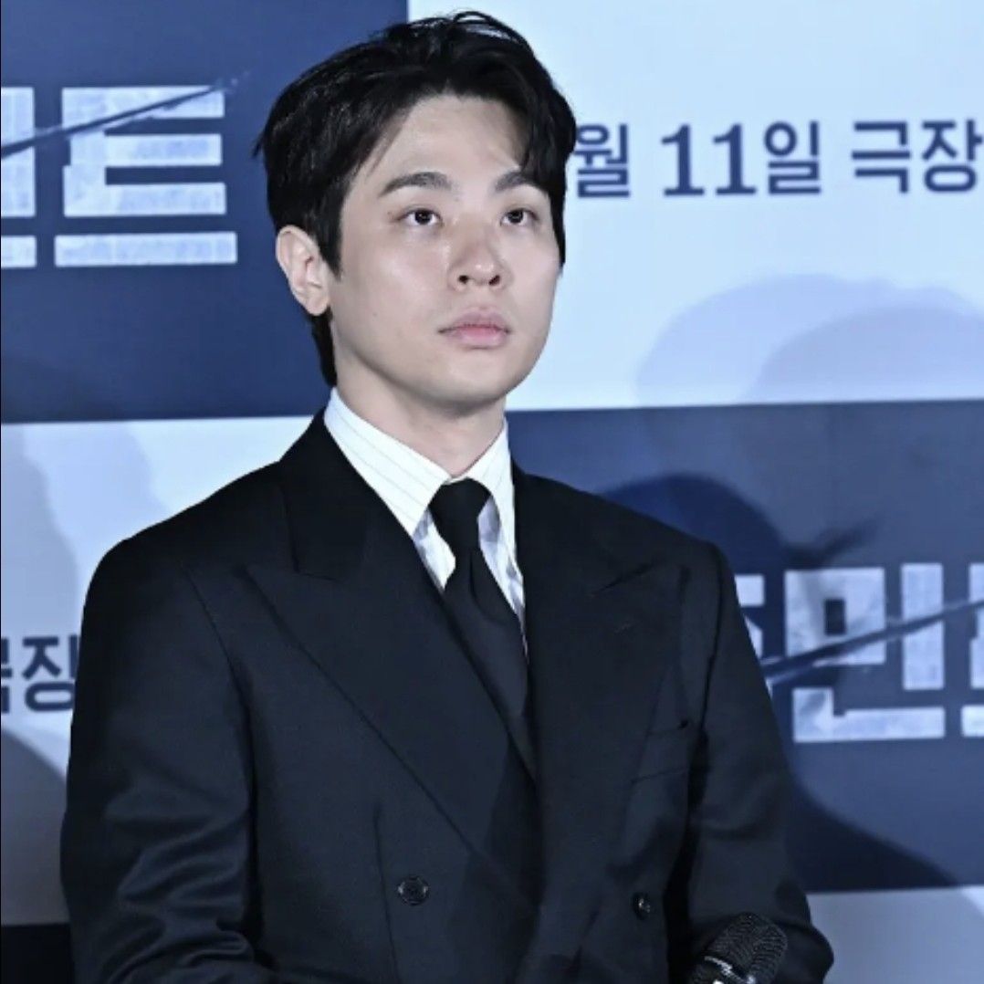 Recent activity shot of Park Jeongmin