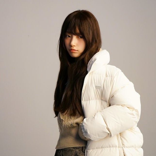 Behind-the-scenes cut of Bae Suzy