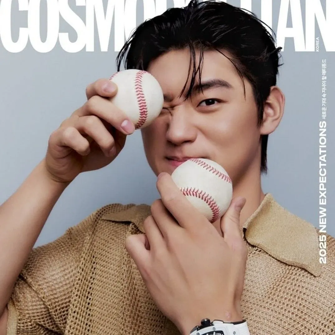 Momen yang diabadikan oleh penggemar Kim Doyoung