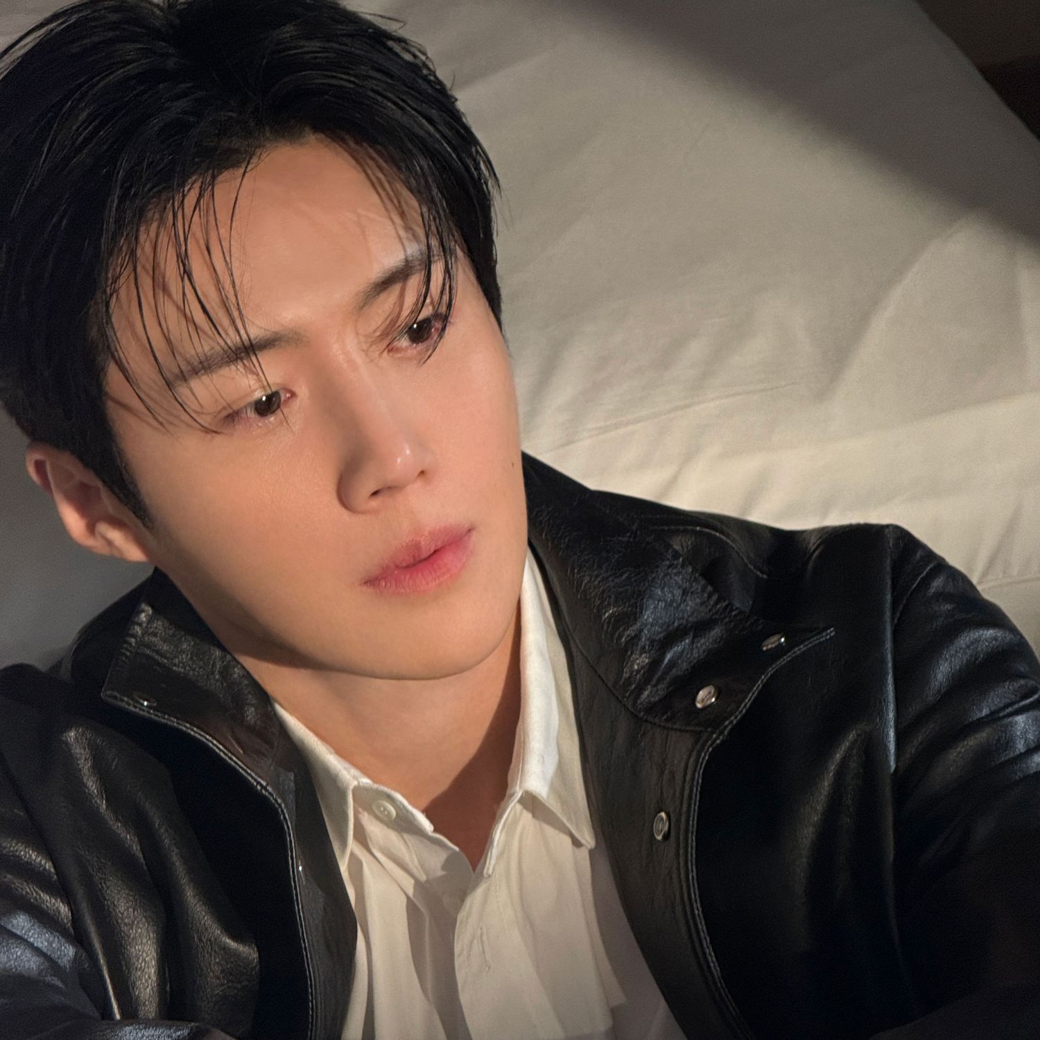 Behind-the-scenes cut of Kim Seonho