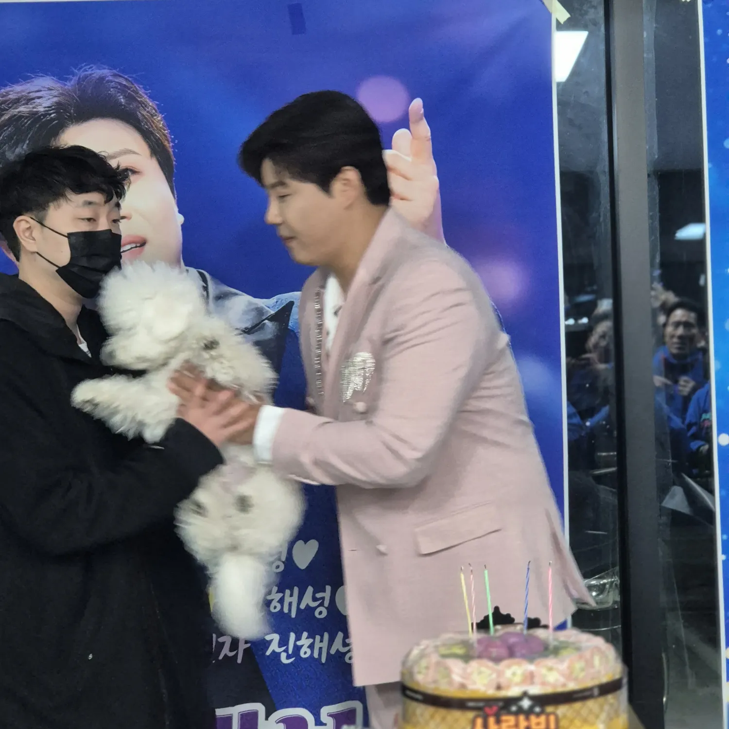 Behind-the-scenes cut of Jin Haesung