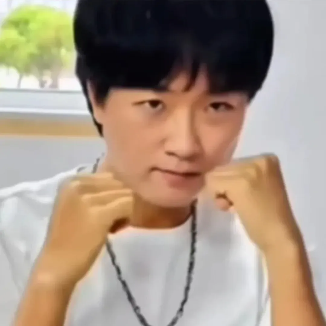 Behind-the-scenes cut of Bak Changgeun