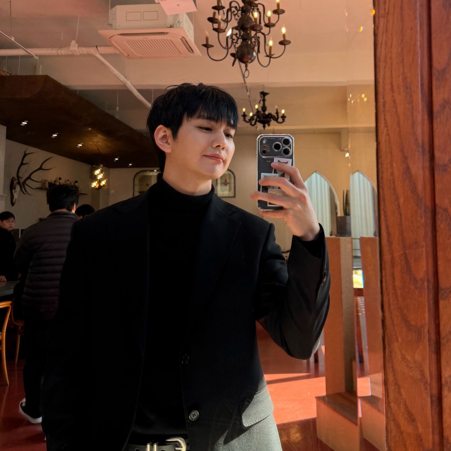 A moment captured by a fan of Yoo Seungho