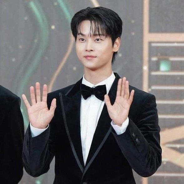 Top moment of Cha Hakyeon (N) selected by the fandom