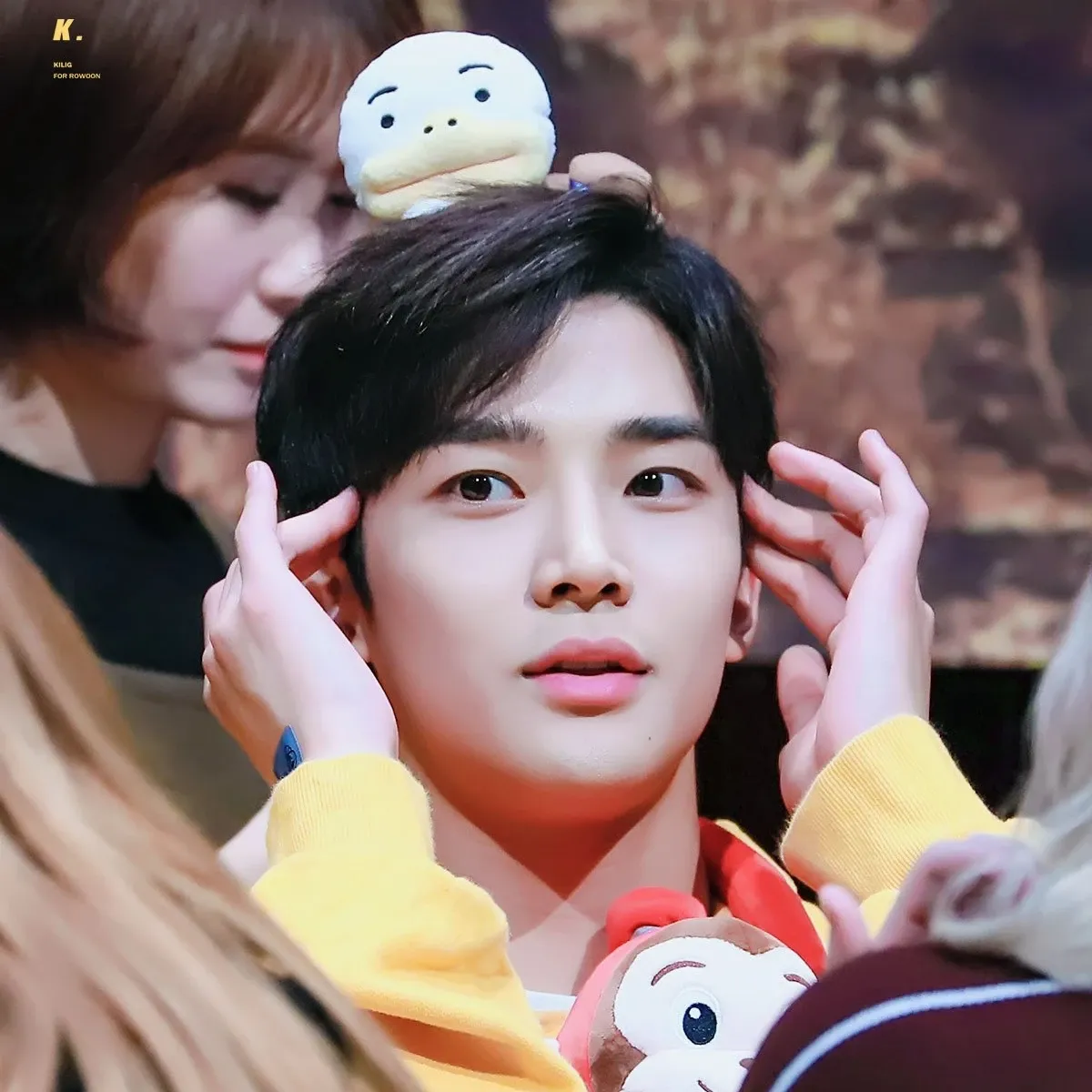 Momen yang diabadikan oleh penggemar Rowoon