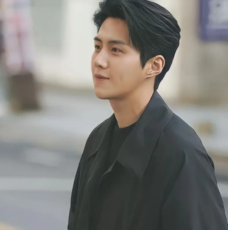 김선호 최근 활동샷