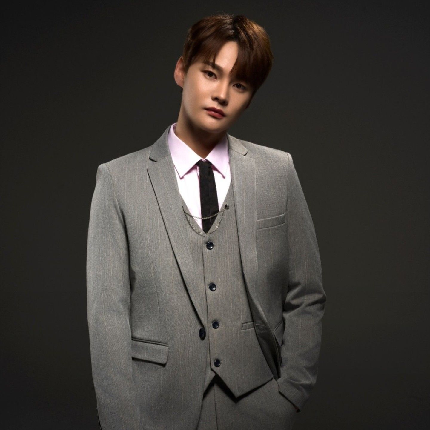 Foto terbaru dari Park Seojin