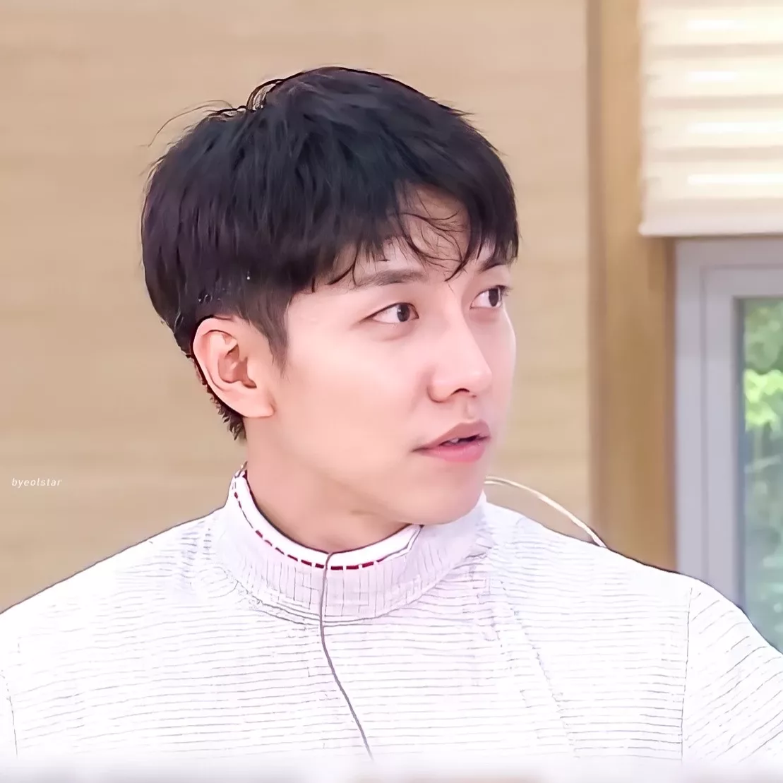 Latest photo of Lee Seunggi