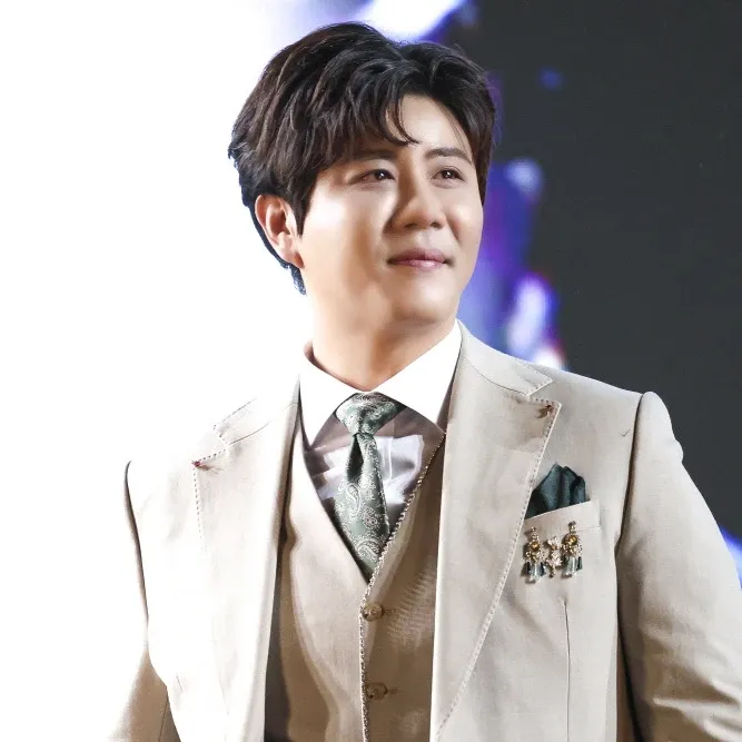 Behind-the-scenes cut of Jin Haesung