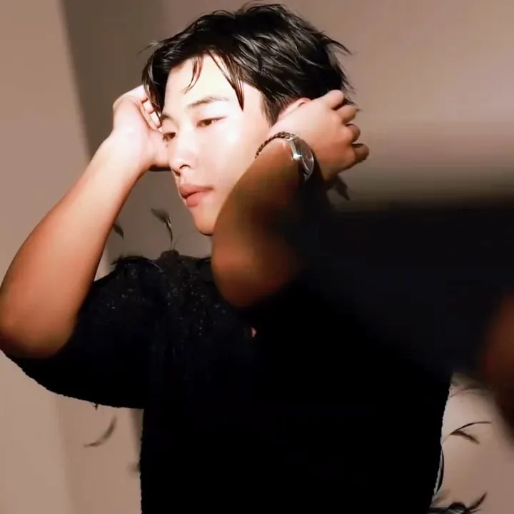 Latest photo of Woo Dohwan