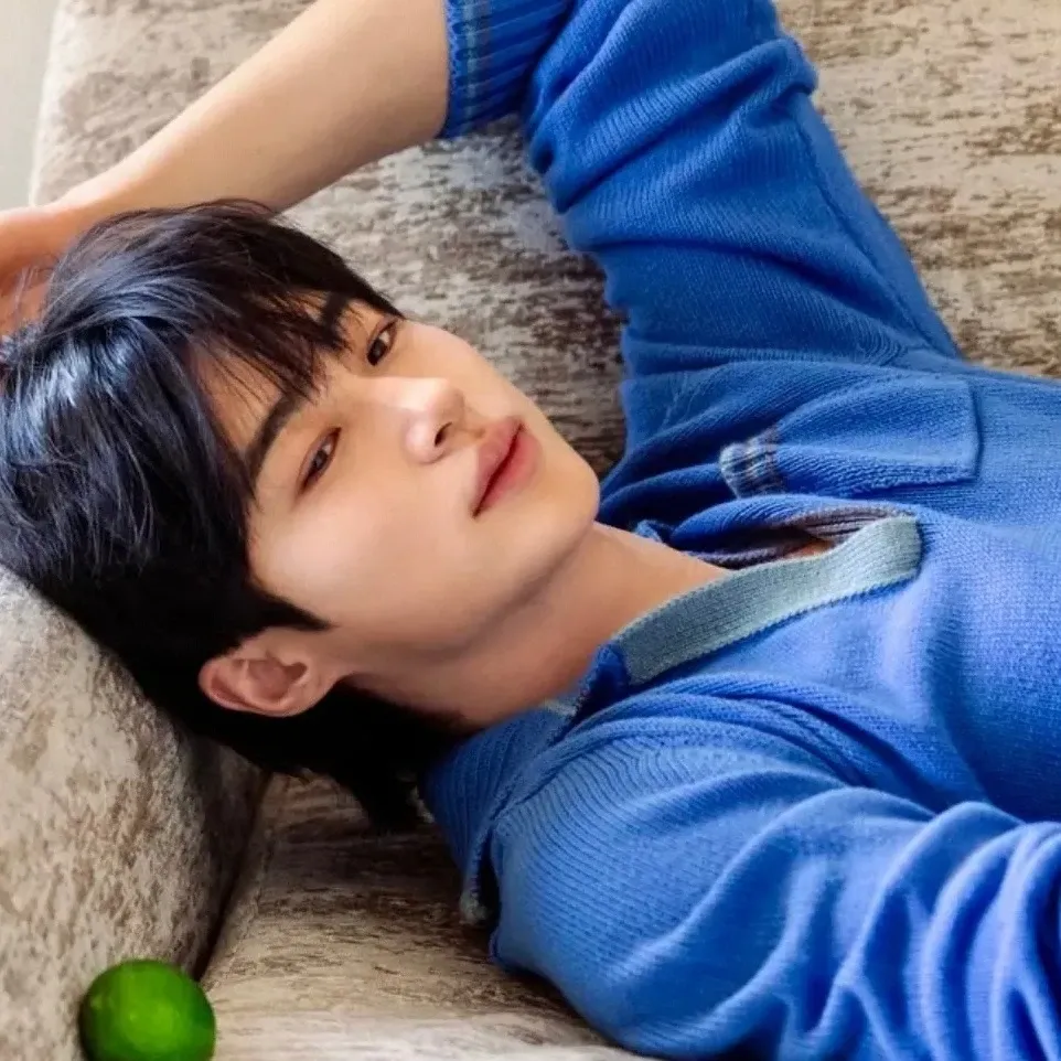 Recent activity shot of Byeon Wooseok