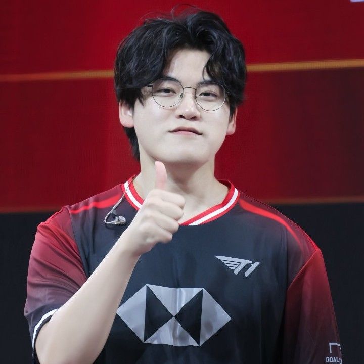 Latest photo of Gumayusi