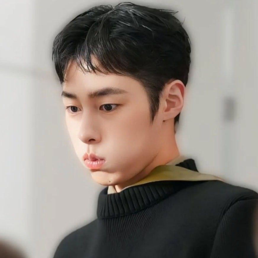 Latest photo of Lee Jaewook