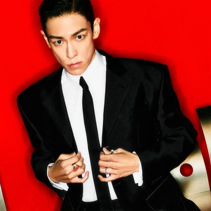 Behind-the-scenes cut of T.O.P