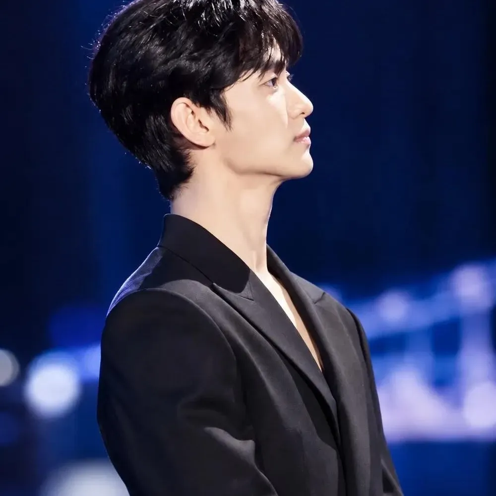 Recent activity shot of Kim Soohyun