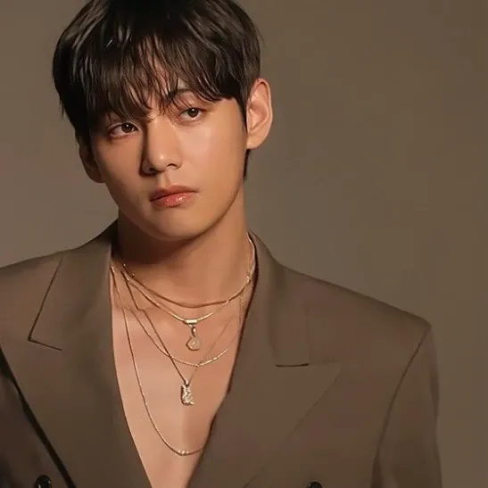 Behind-the-scenes cut of Kim Taehyung (V)