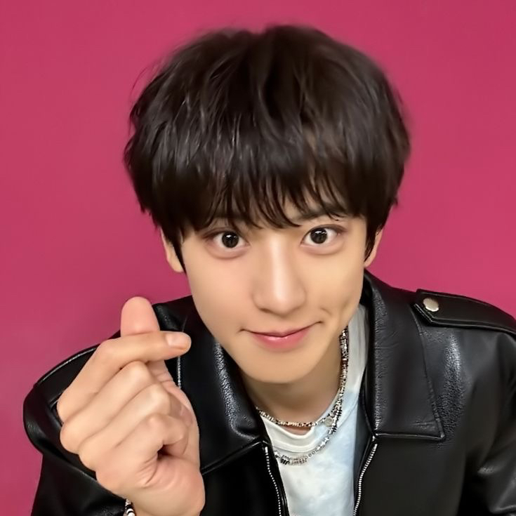 Recent activity shot of Chanyeol