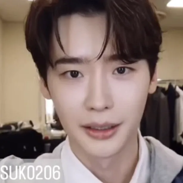 Latest photo of Lee Jongsuk