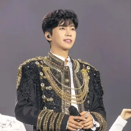 Latest photo of Lim Youngwoong