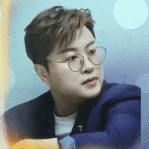 Behind-the-scenes cut of Kim Hojoong