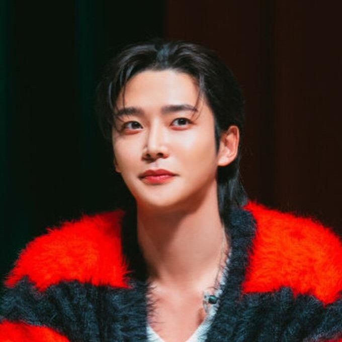 Cuplikan di balik layar dari Rowoon