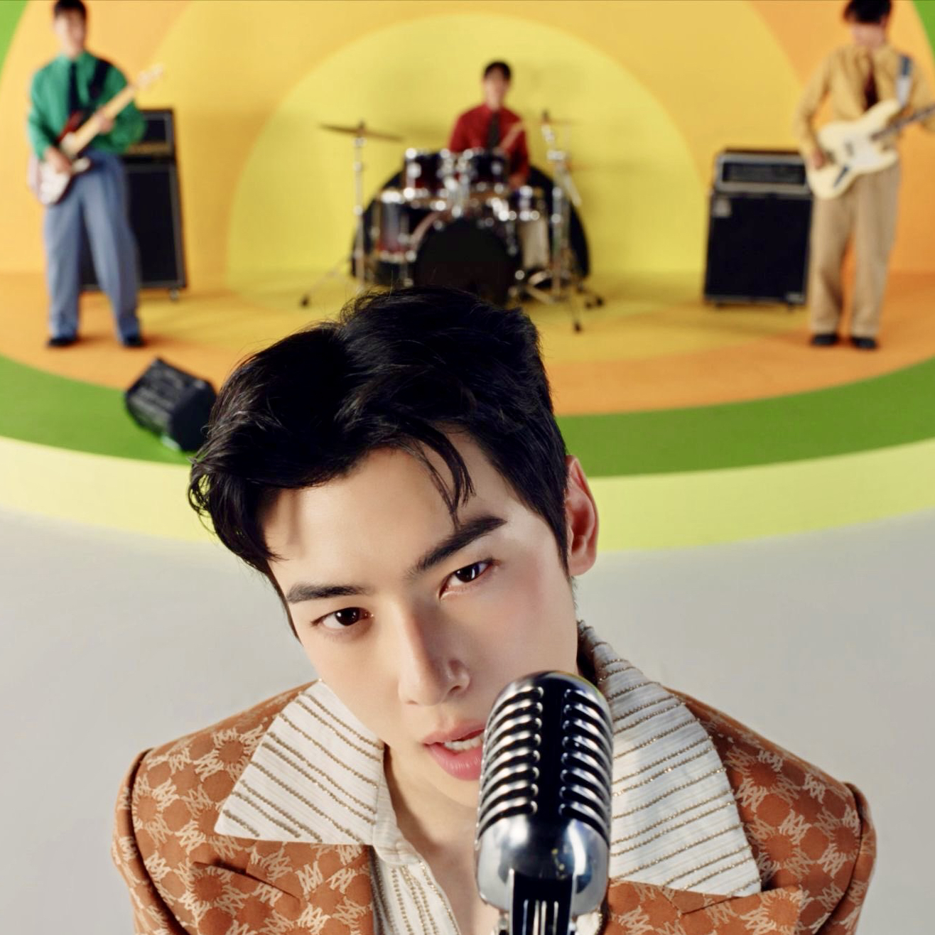 Latest photo of Cha Eunwoo