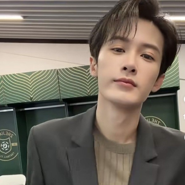 通过投票选出的檀健次人气头像图像