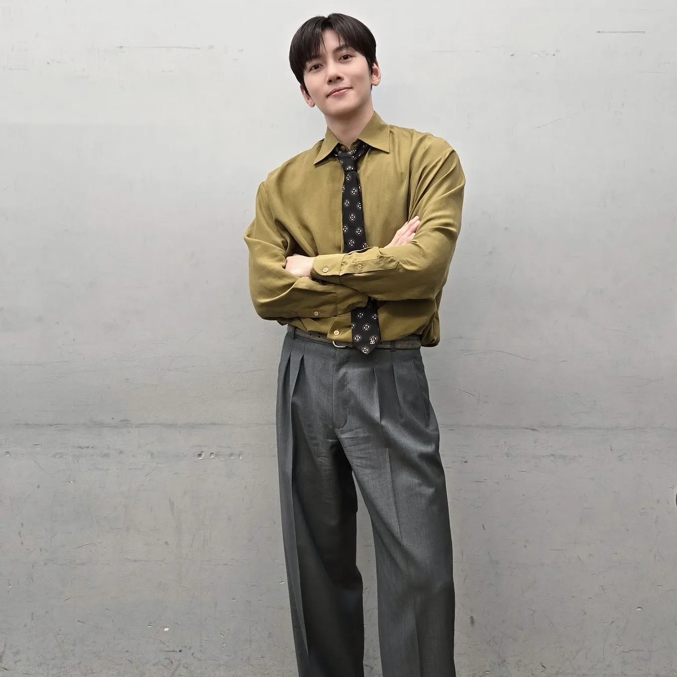 Behind-the-scenes cut of Ji Changwook