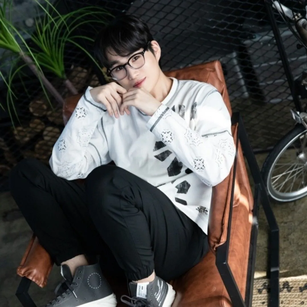 Cuplikan di balik layar dari Kim Heejae