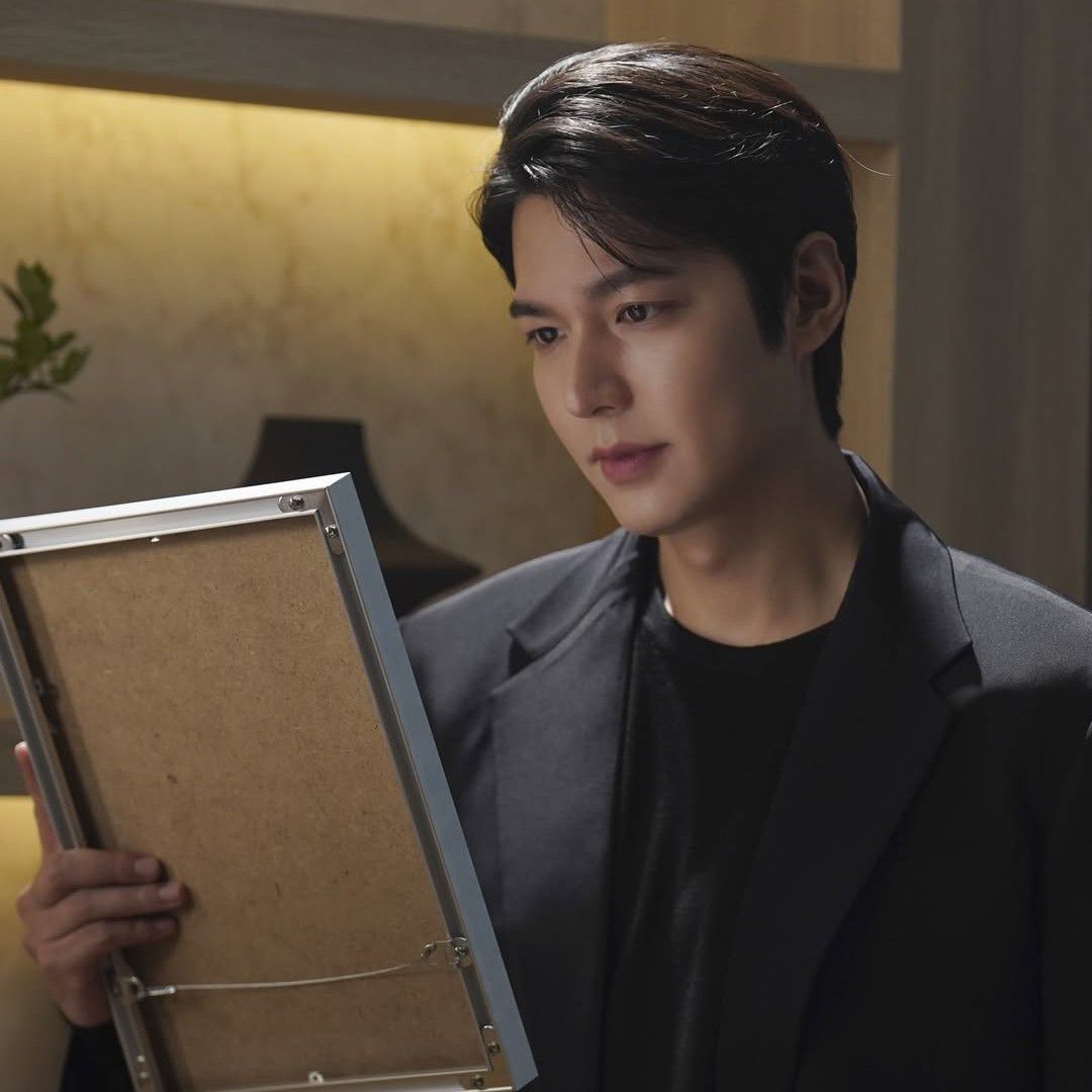 Behind-the-scenes cut of Lee Minho