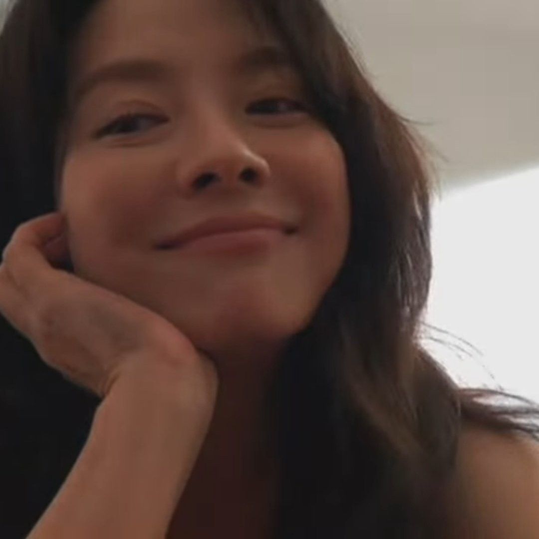 Momen yang diabadikan oleh penggemar Song Jihyo