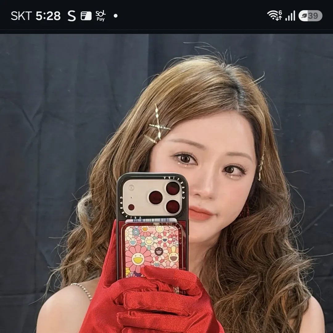 홍지윤의 비하인드 컷