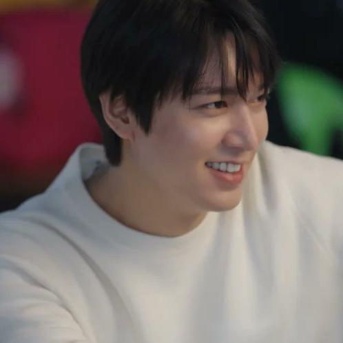 Behind-the-scenes cut of Lee Minho