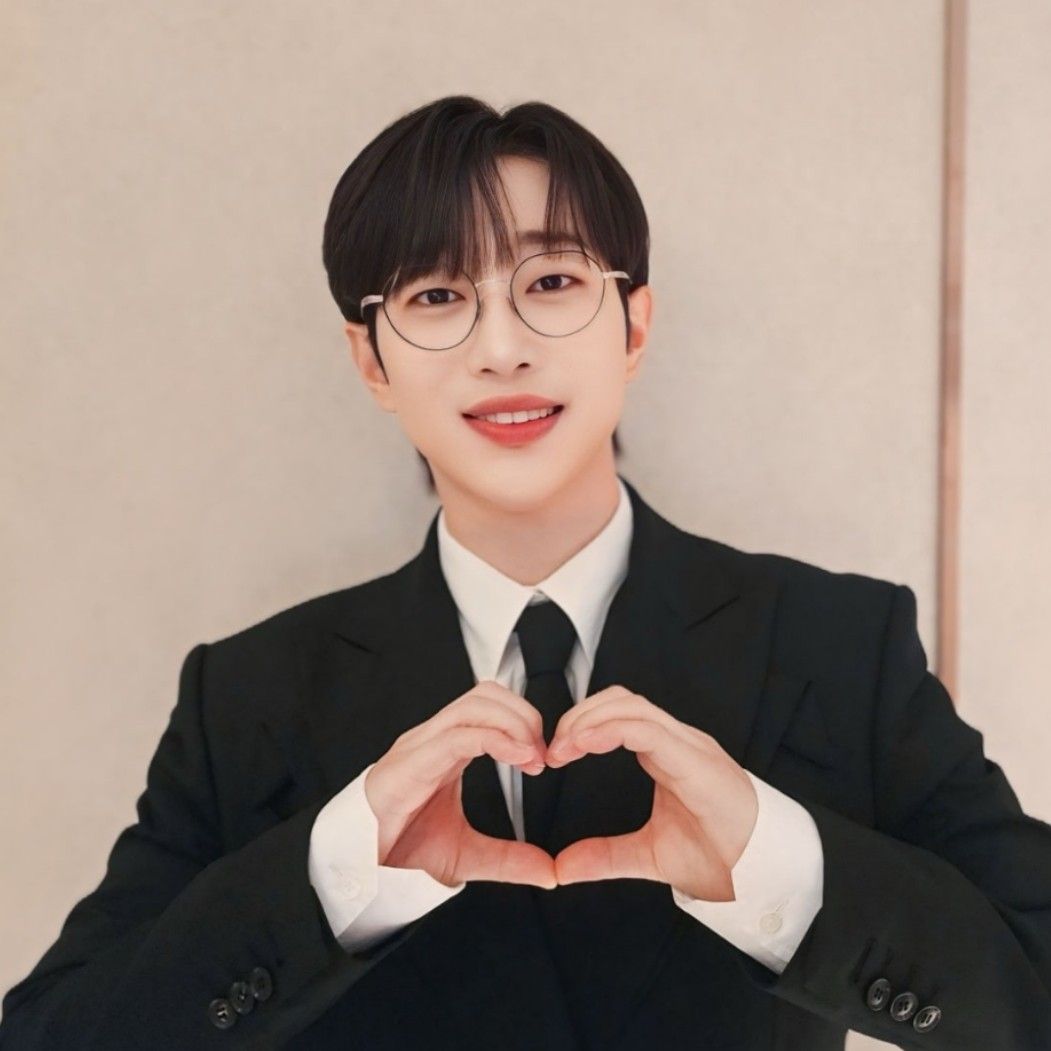 Recent activity shot of An Sunghoon