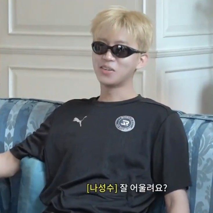 Cuplikan di balik layar dari Lim Youngwoong