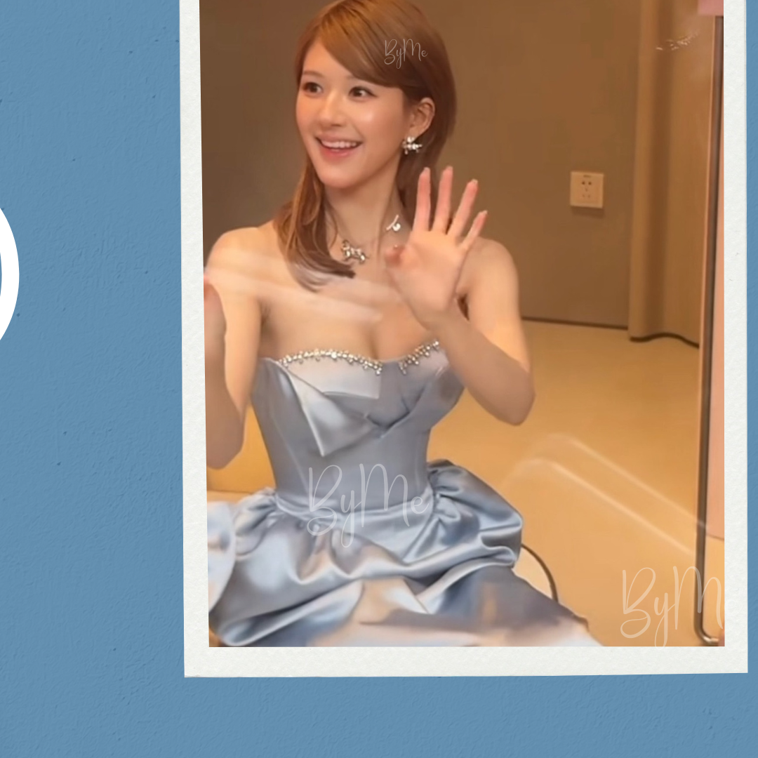 A moment captured by a fan of Zhao Lusi