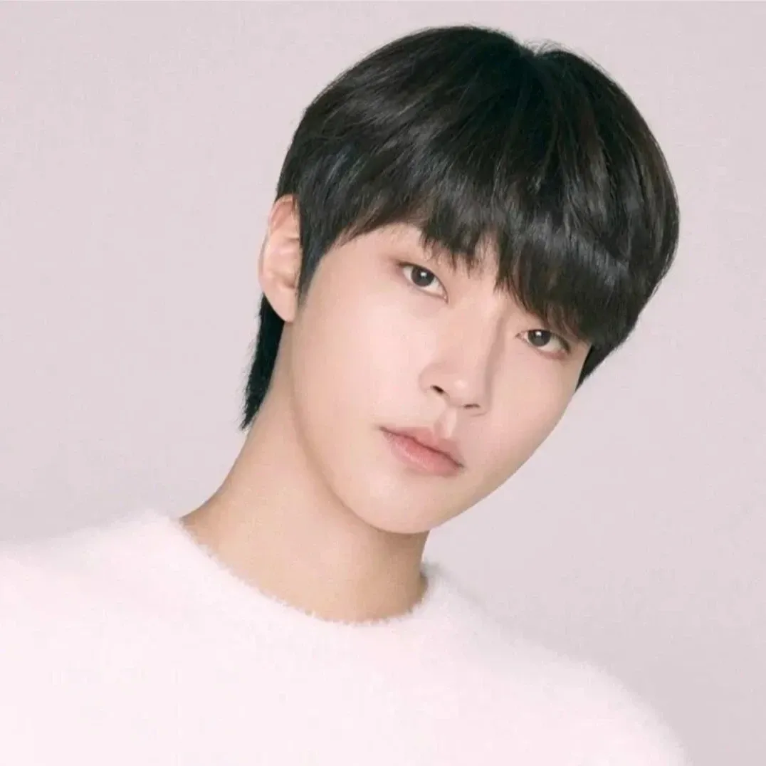 Foto kegiatan terbaru dari Hwang Inyoup