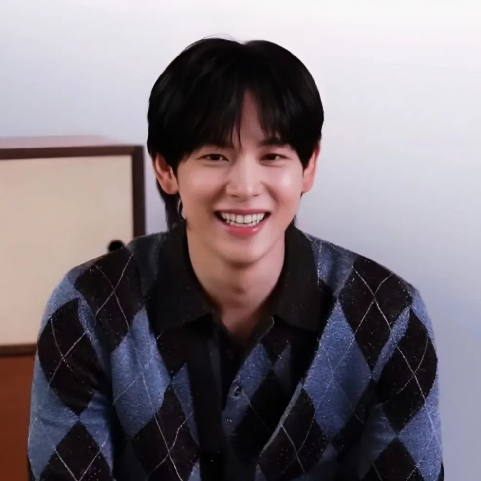 Recent activity shot of Yim Siwan
