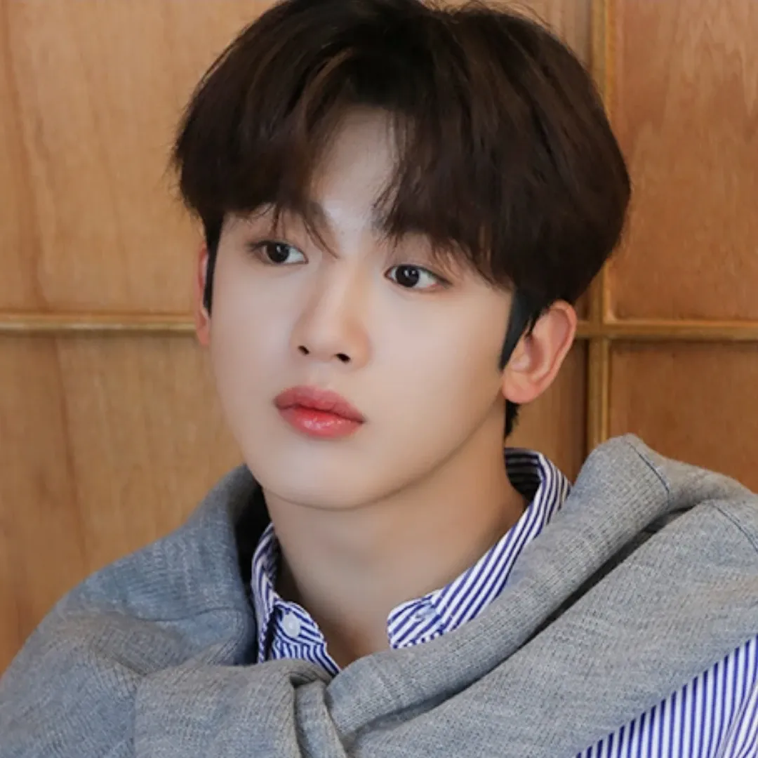 Recent activity shot of Kim Yohan