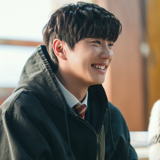 Recent activity shot of Lee Junyoung